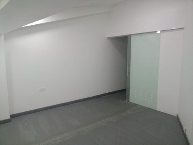 Local en arriendo en Loma Del Escobero, Envigado, 20 m² · foto 3 de 10