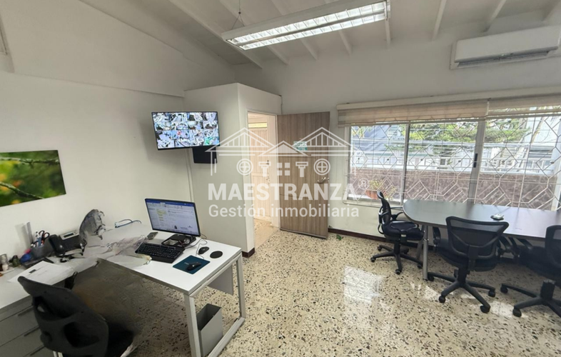 Oficina en venta en Belén Miravalle, Medellín, 350 m² · foto 13 de 24