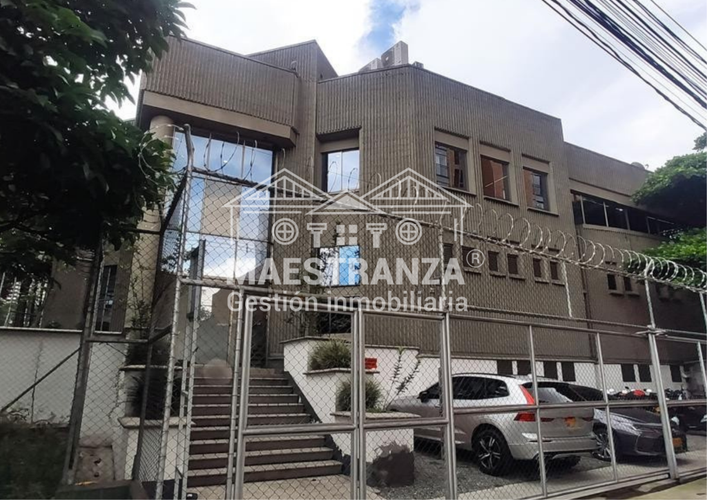 Bodega en venta en Manuel Restrepo, Sabaneta, 3197 m² · foto 2 de 24