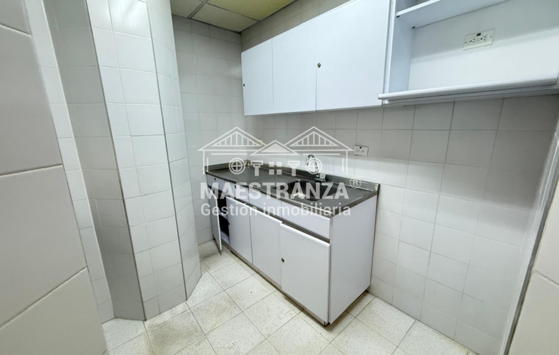 Local en arriendo en El Campestre, Medellín, 325 m² · foto 9 de 16