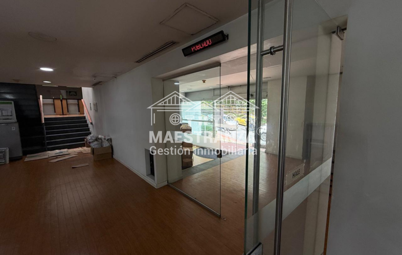 Local en venta en Castropol, Medellín, 597 m² · foto 7 de 24