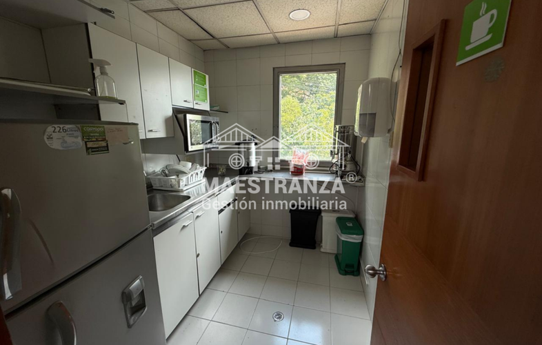 Local en venta en Castropol, Medellín, 597 m² · foto 21 de 24
