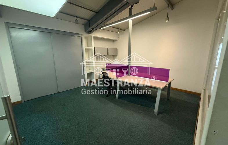 Edificio en arriendo en Conquistadores, Medellín, 2000 m² · foto 11 de 24