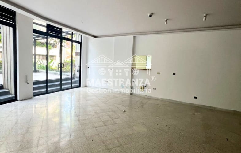 Local en arriendo en La Aguacatala, Medellín, 230 m² · foto 5 de 21