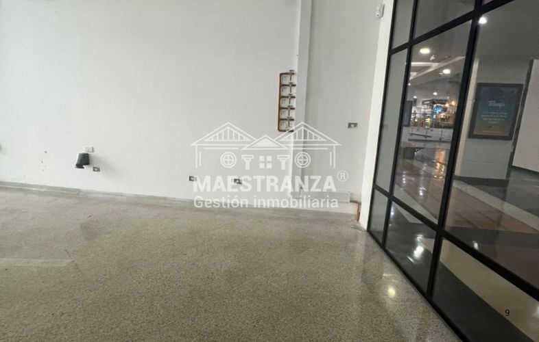 Local en arriendo en La Aguacatala, Medellín, 230 m² · foto 20 de 21