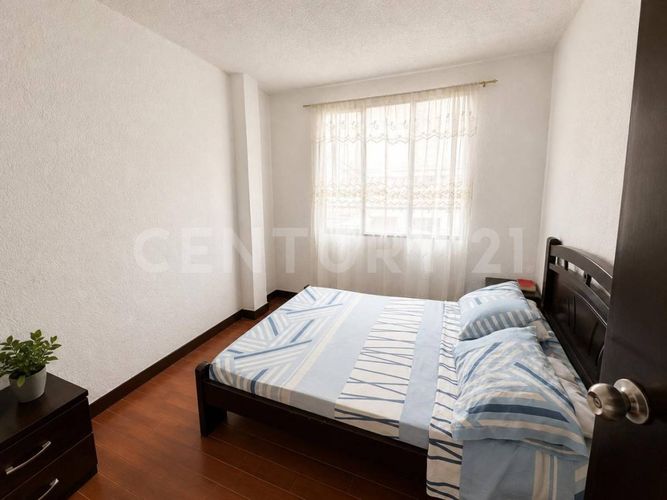 Apartamento de 11 alcobas en venta en Popular, Cali, 233 m² · foto 4 de 4