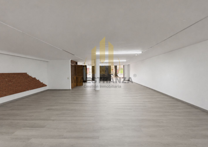 Local en arriendo en La Floresta, Medellín, 130 m² · foto 2 de 6