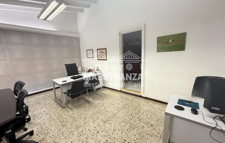 Oficina en arriendo en Belén Miravalle, Medellín, 350 m² · foto 9 de 24