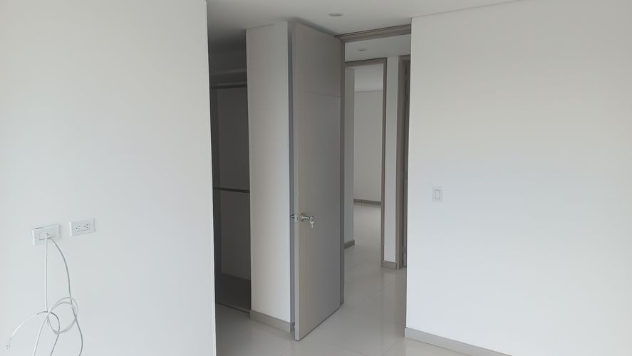Apartamento de 3 alcobas en venta en Miraflores, Girardot, 97 m² · foto 5 de 24
