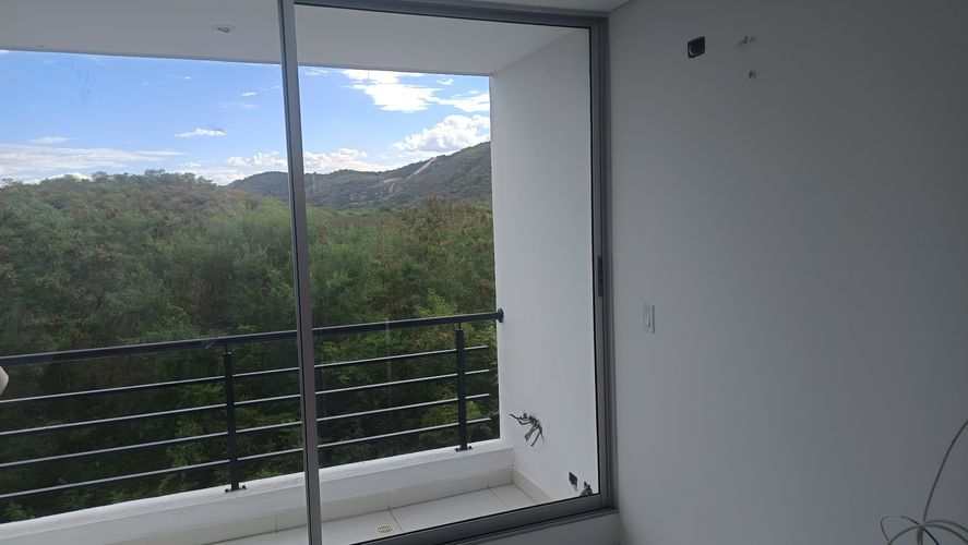 Apartamento de 3 alcobas en venta en Miraflores, Girardot, 97 m² · foto 24 de 24