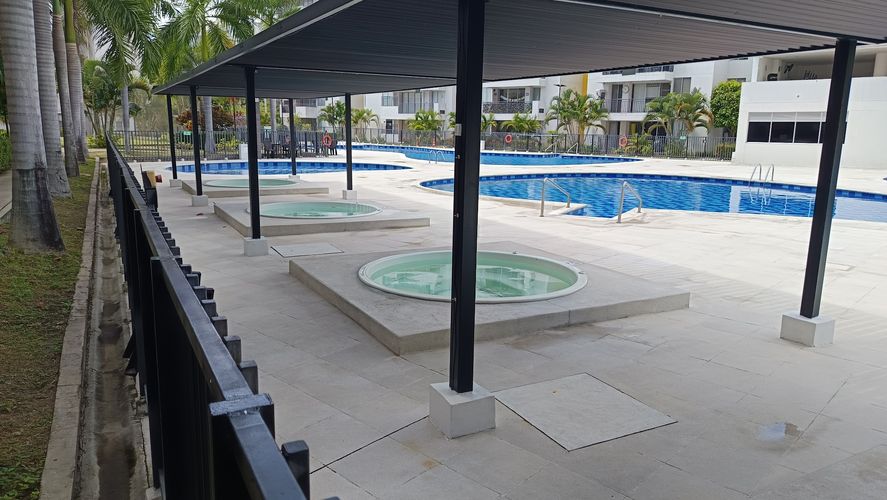 Apartamento de 3 alcobas en venta en Ricaurte, 73 m² · foto 3 de 18