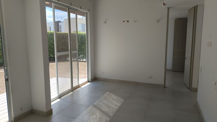 Casa de 3 alcobas en venta en Ricaurte, 100 m² · foto 7 de 20