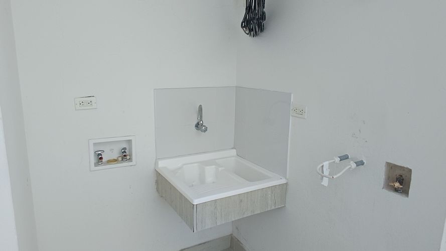 Casa de 3 alcobas en venta en Ricaurte, 100 m² · foto 8 de 20
