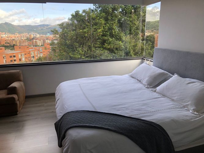 Apartamento de 3 alcobas en venta en Colina Campestre, Bogotá, 266 m² · foto 4 de 20