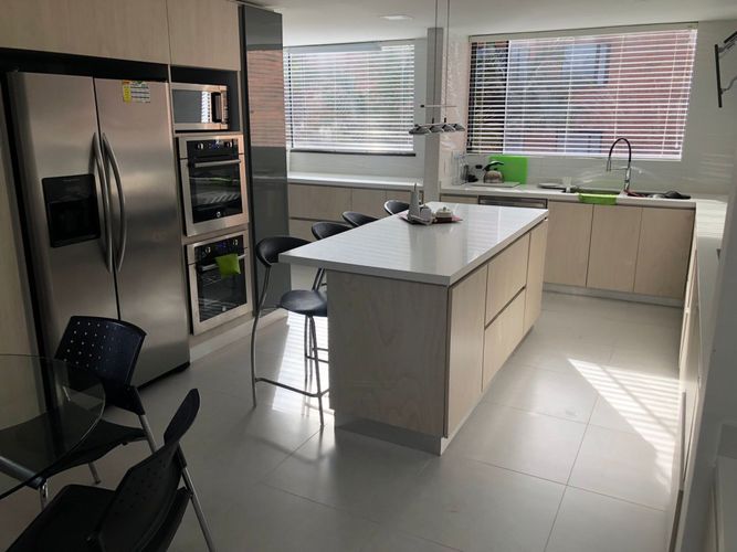 Apartamento de 3 alcobas en venta en Colina Campestre, Bogotá, 266 m² · foto 8 de 20