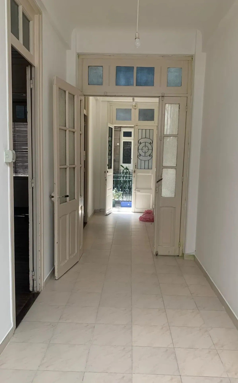 ALQUILER EN CIUDAD VIEJA DE 2 DORMITORIOS, PISO 2 POR ESCALERA INTERIOR, GASTOS COMUNES INCLUIDOS · Foto 1