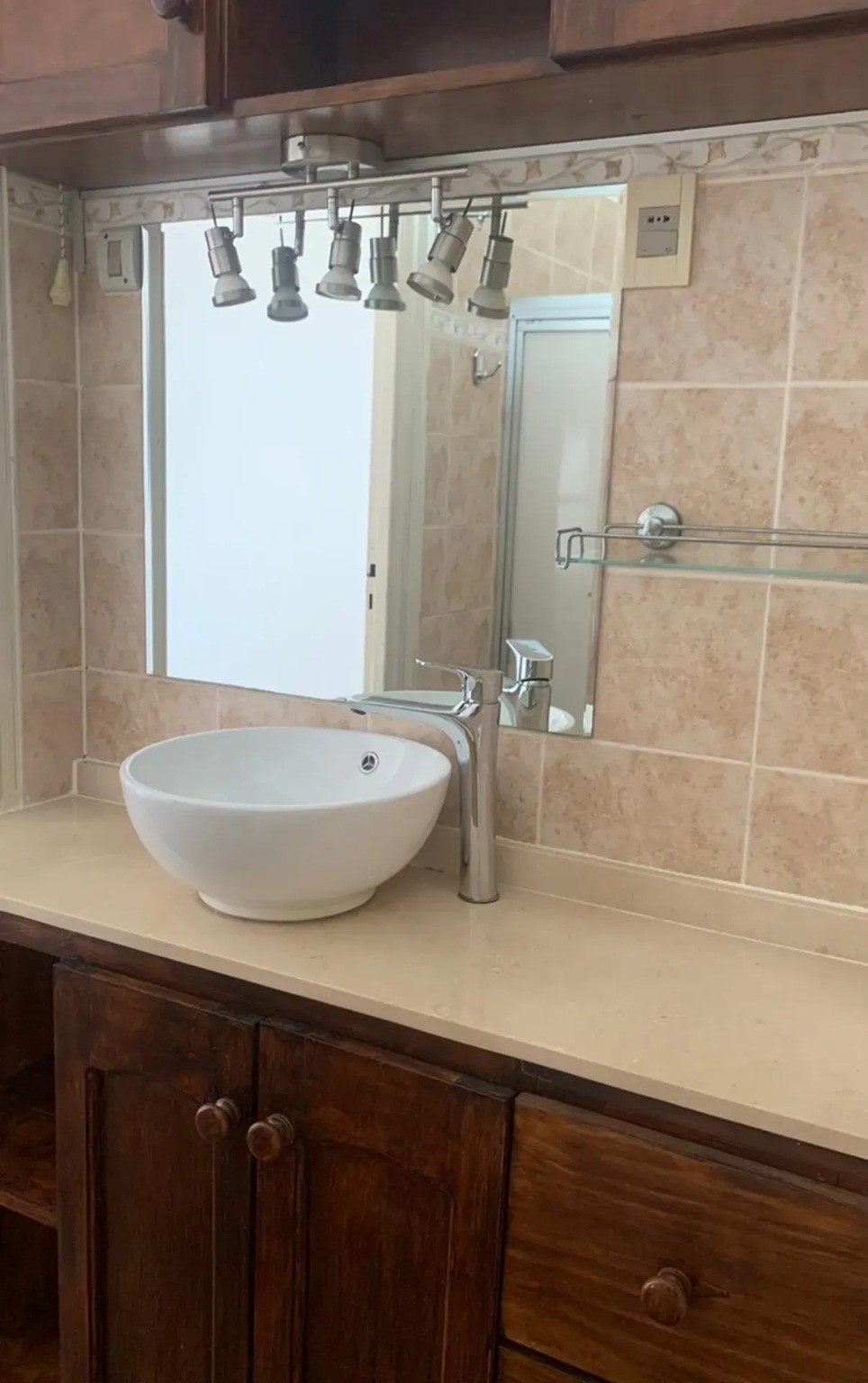 ALQUILER EN CIUDAD VIEJA DE 2 DORMITORIOS, PISO 2 POR ESCALERA INTERIOR, GASTOS COMUNES INCLUIDOS · Foto 6