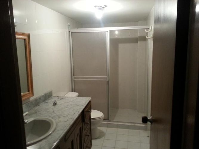 Edificio en venta en Prados Del Norte, Cali, 480 m² · foto 8 de 24