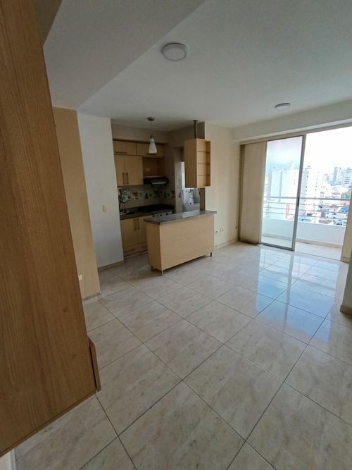 Apartamento de 3 alcobas en venta en Antonia Santos Centro, Bucaramanga, 65 m² · foto 6 de 17