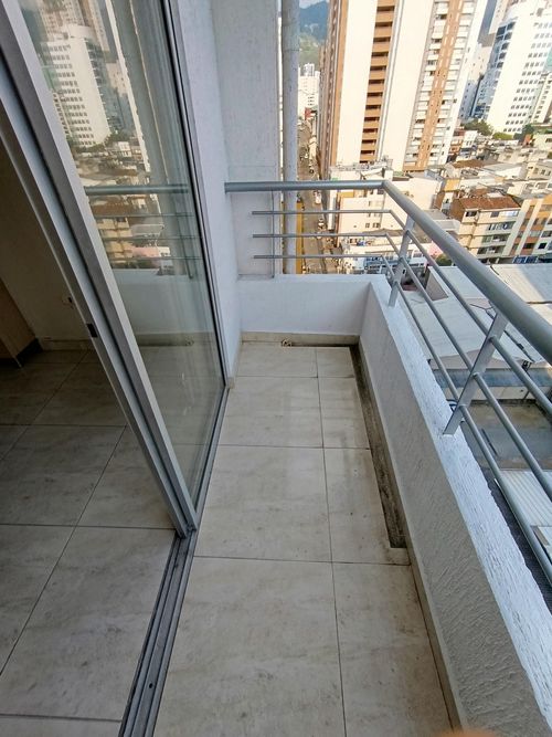 Apartamento de 3 alcobas en venta en Antonia Santos Centro, Bucaramanga, 65 m² · foto 11 de 17
