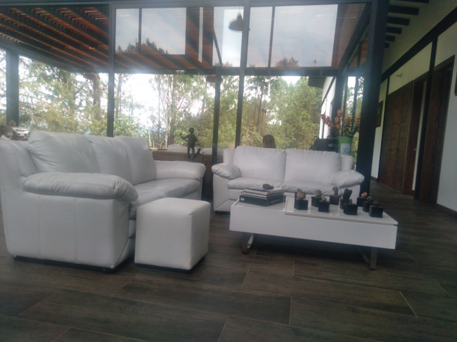Casa de 4 alcobas en venta en Santa Elena, El Retiro, 330 m² · foto 8 de 14