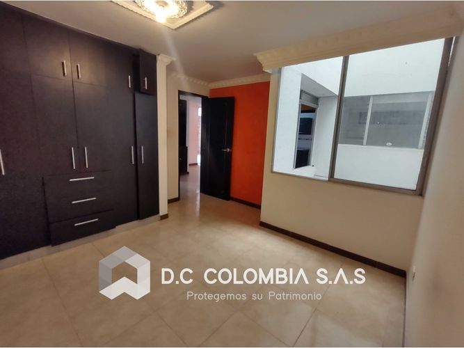 Apartamento de 4 alcobas en venta en 30 De Agosto, Pereira, 99 m² · foto 3 de 19