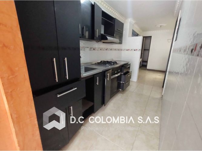 Apartamento de 4 alcobas en venta en 30 De Agosto, Pereira, 99 m² · foto 6 de 19