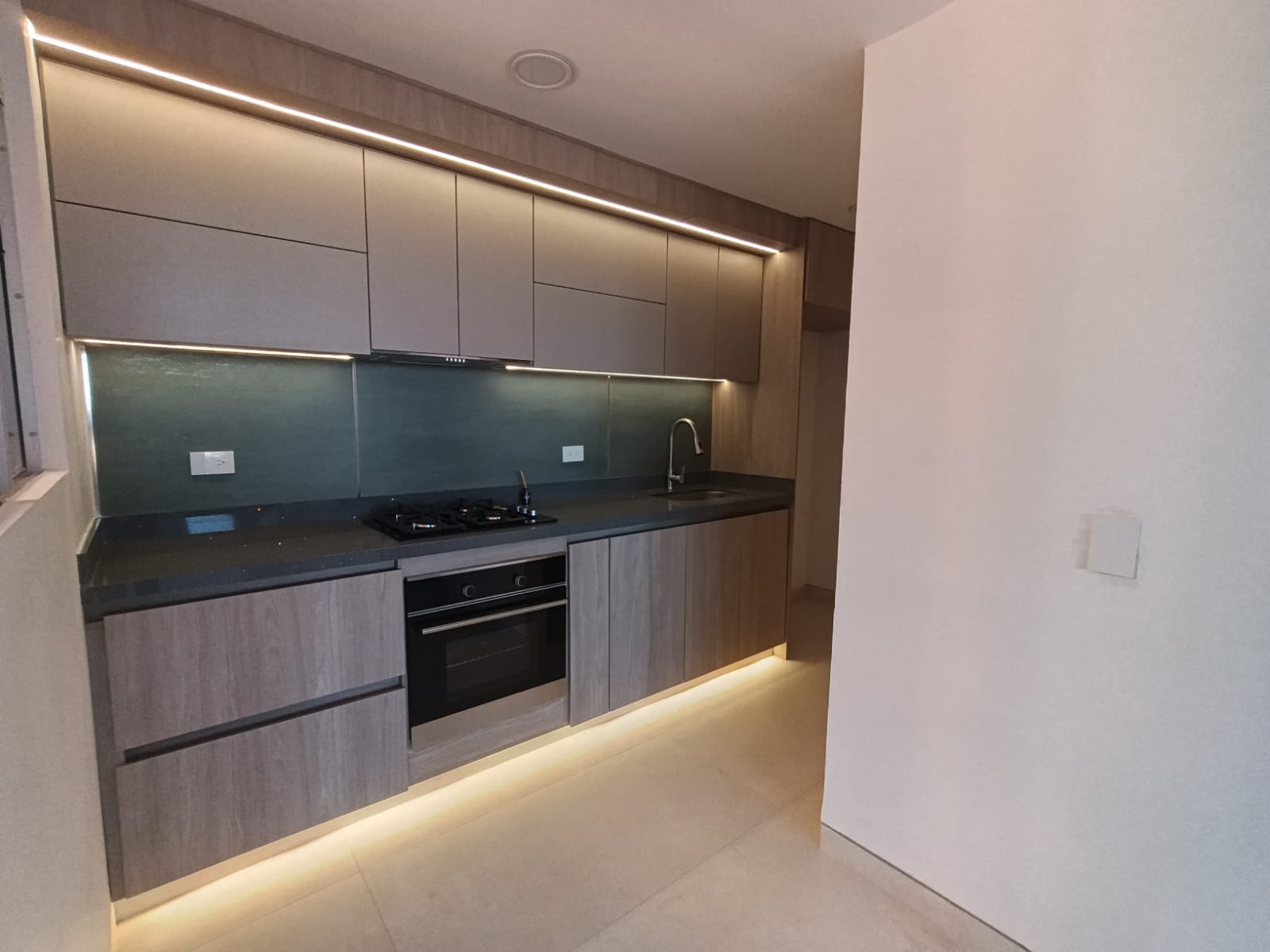 Apartamento en arriendo en Los Colegios, Rionegro · foto 4 de 16