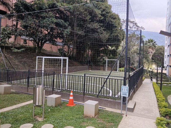Apartamento en venta en Camino Verde, Envigado · foto 19 de 24