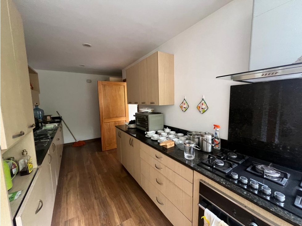 Apartamento en arriendo en Milla De Oro, Medellín · foto 3 de 20