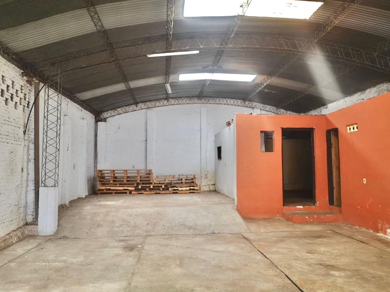 En Alquiler Depósito en Asunción A525 — foto 2