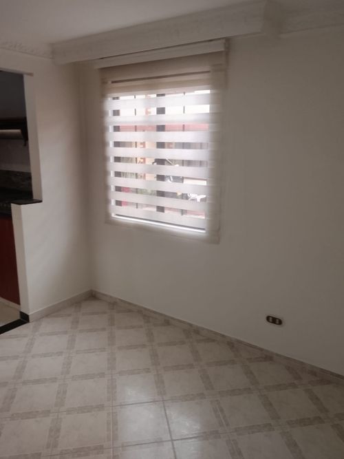 Casa de 4 alcobas en venta en El Recreo, Floridablanca, 100 m² · foto 4 de 12