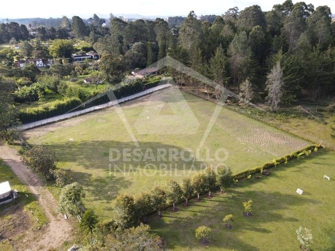 Lote en venta en Llano Grande, Rionegro, 4600 m² · foto 2 de 4