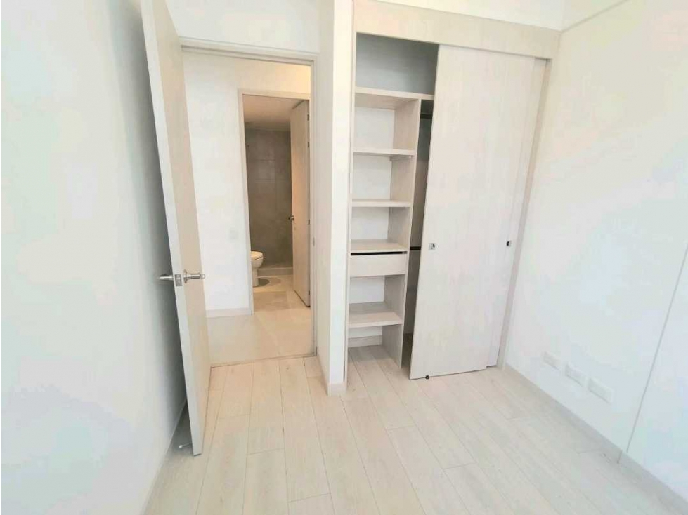 Apartamento en venta en Las Vegas, Envigado · foto 7 de 17