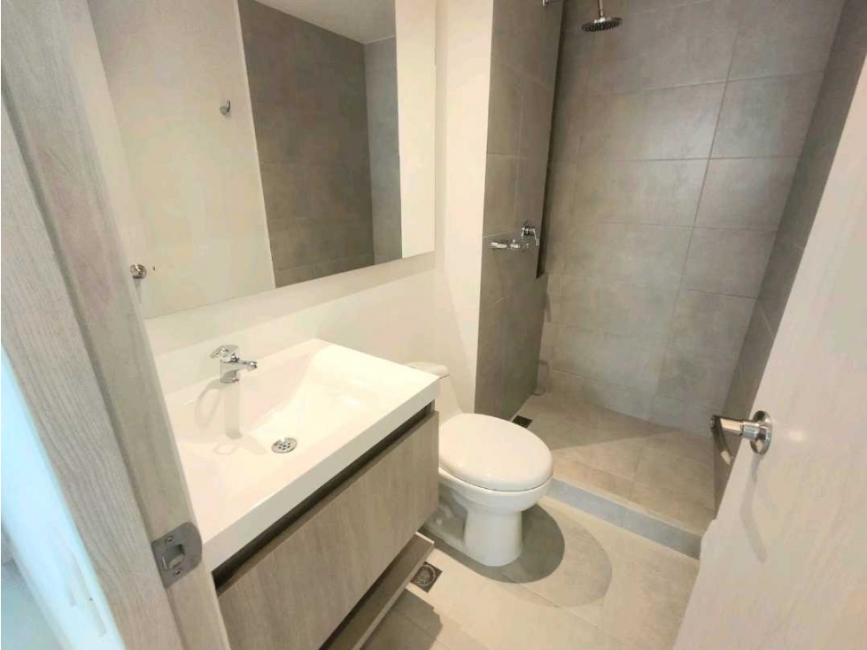 Apartamento en venta en Las Vegas, Envigado · foto 9 de 17