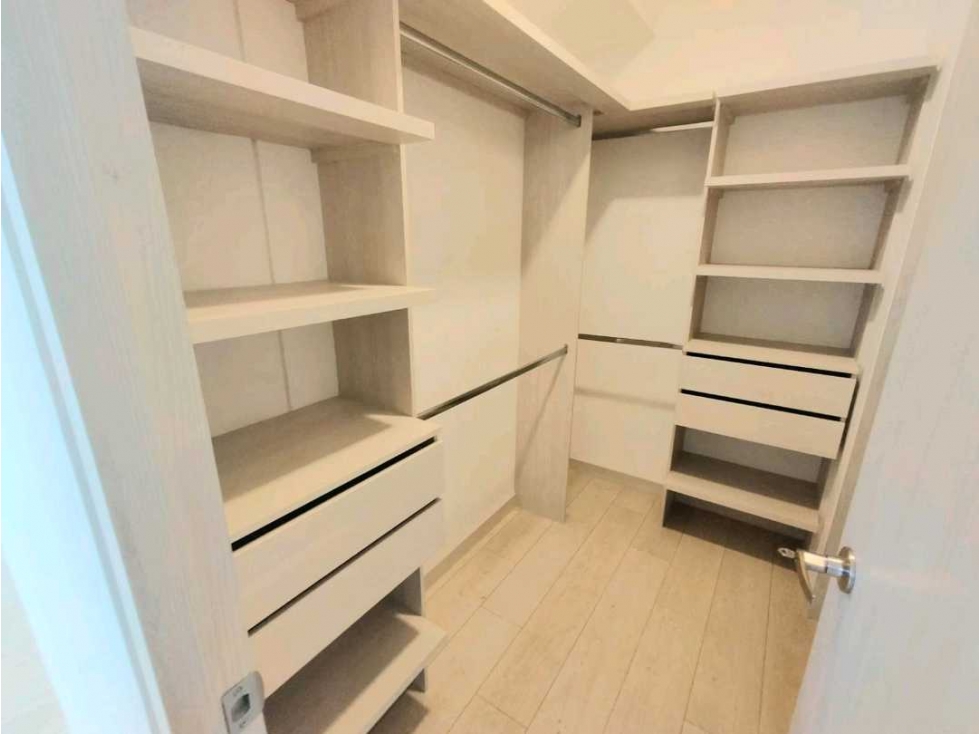 Apartamento en venta en Las Vegas, Envigado · foto 12 de 17