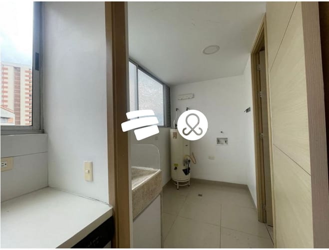 Apartamento de 5 alcobas en venta en El Poblado, Medellín, 134 m² · foto 5 de 18