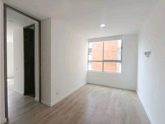 Apartamento de 3 alcobas en arriendo en Loma De Las Brujas, Envigado, 205 m² · foto 11 de 24
