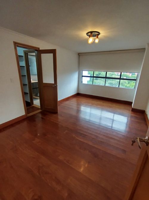 Apartamento de 3 alcobas en arriendo en El Diamante No. 2, Medellín, 180 m² · foto 9 de 19