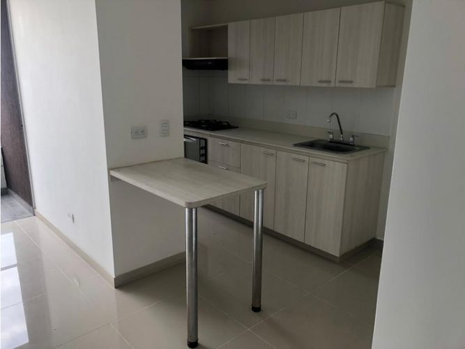 Apartamento de 3 alcobas en venta en Ancon Sur, Sabaneta, 84 m² · foto 4 de 13