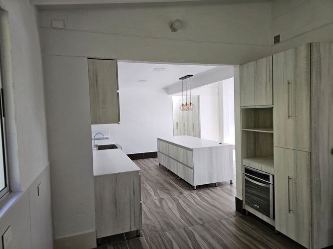 Casa de 4 alcobas en venta en Pantanillo, El Retiro, 278 m² · foto 2 de 21