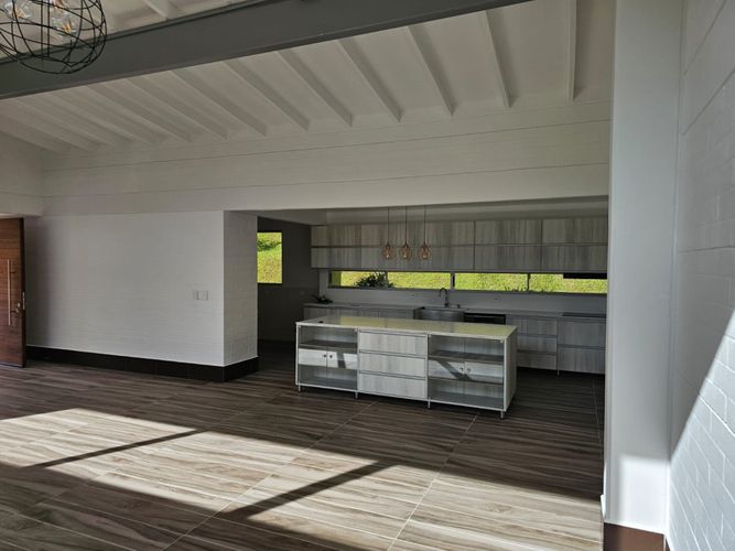 Casa de 4 alcobas en venta en Pantanillo, El Retiro, 278 m² · foto 3 de 21