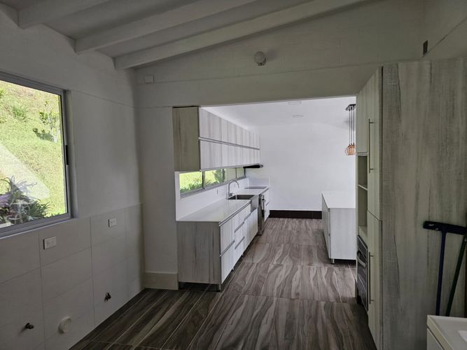 Casa de 4 alcobas en venta en Pantanillo, El Retiro, 278 m² · foto 8 de 21