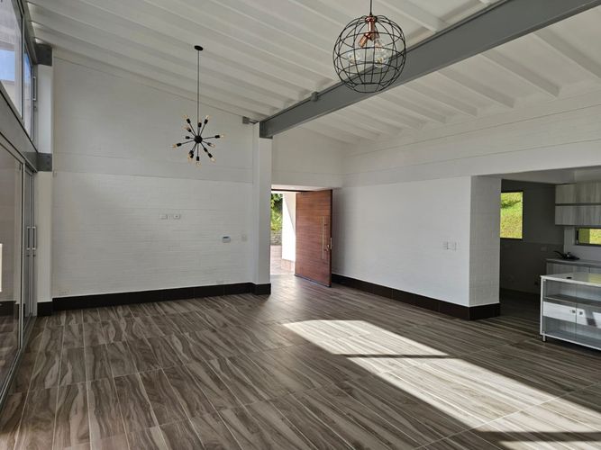 Casa de 4 alcobas en venta en Pantanillo, El Retiro, 278 m² · foto 14 de 21