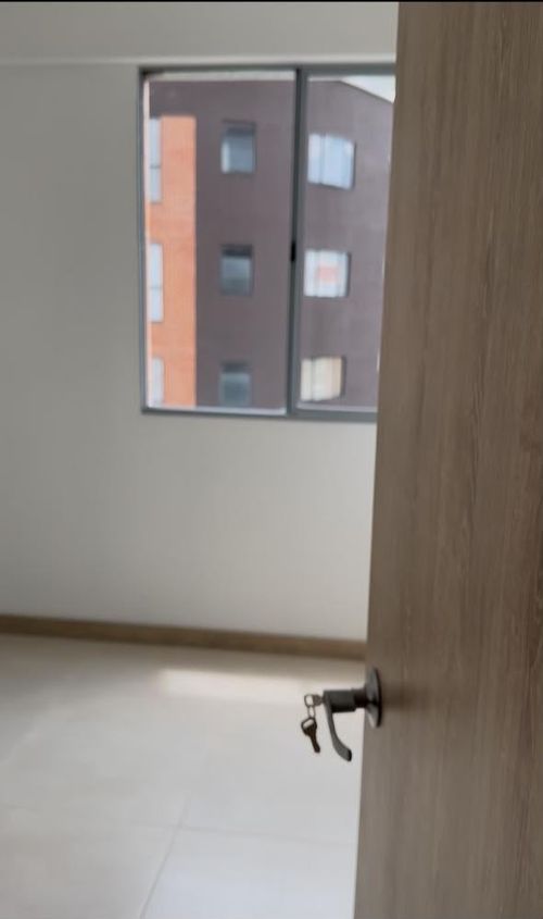 Apartamento de 3 alcobas en venta en Las Lomitas, Sabaneta, 66 m² · foto 8 de 24