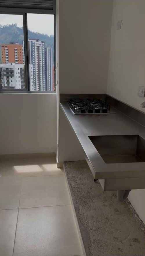 Apartamento de 3 alcobas en venta en Las Lomitas, Sabaneta, 66 m² · foto 19 de 24