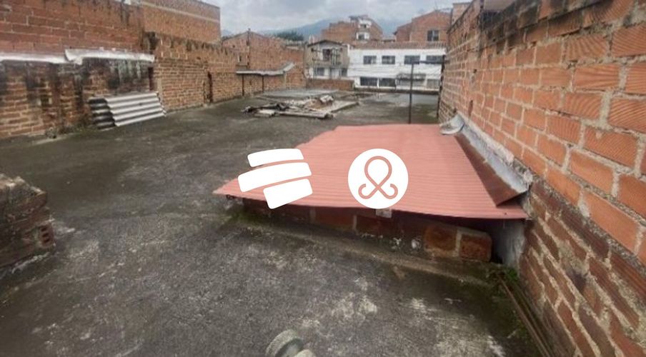Casa en venta en Centro, Bello, 376 m² · foto 6 de 18