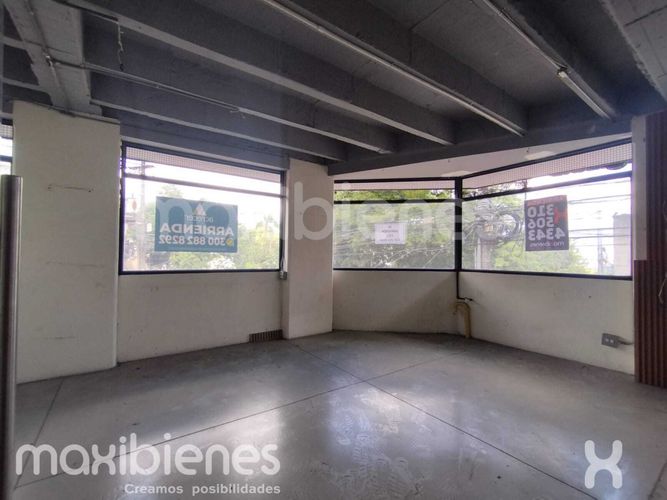 Local en arriendo en Manrique Central, Medellín, 25 m² · foto 7 de 10