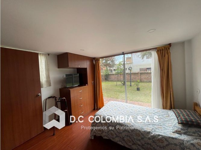 Casa de 15 alcobas en venta en Fonquetá, Chía, 622 m² · foto 3 de 7