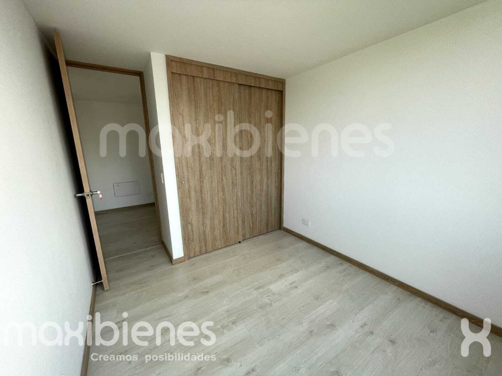 Apartamento en venta en Suramérica, Itagüí · foto 5 de 14